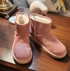 Koolaburra By Ugg Pink Suede Women's Boots